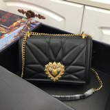 Dolce & Gabbana Серия «Сицилийский принт» 2023 года — самые модные модели.
