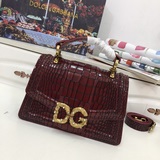 Dolce & Gabbana Высококачественная кожа импортного производства, представлен