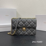 Новая сумка через плечо с регулируемым ремнем. Новейшая модель FURLA из кожи быч