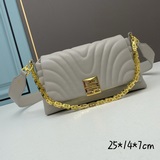 GIVENCHY： Сумка через плечо из смешанной кожи： серия 4G Soft： 4G L.