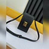 GIVENCHY Givenchy выпустил новую популярную модель. Новая сумка для мобильного т
