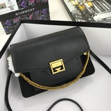 Сумка с коробкой (меховая отделка) Gv3 от Givenchy — это новая модель от Givench