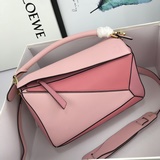 Оригинальное качество, популярная модель Loewe/Loewe, которая завоевала весь мир