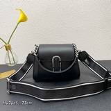 Новинка весны 2023 года Сумка-бокс из кожи MARC JACOBS, мягкая на ощупь, вместит