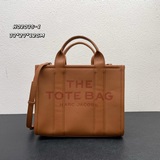 MJ Тоут-баг из кожи с текстурой личи - MARC JACOBS - the traveler tot.