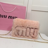 【miu miu】 5BF068 Большой логотип из овечьей шерсти в сочетании с кожей козы мадр