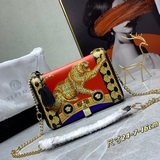 Versace/Венсаче 2023 осенне-зимняя коллекция женских сумок, изготовлена из коров