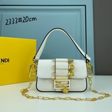 Совместная коллекция Fendi /Versace уже в продаже! Мягкая кожа цвета облаков, не