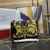 Versace/Вансэцзе 2023 осенне-зимняя коллекция женских сумок, изготовлена из кожи