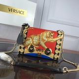 Versace/Вансэцзе 2023 осенне-зимняя коллекция женских сумок, изготовлена из кожи