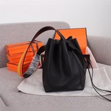 Hermes 2023 Licol новая сумка-ведро, кожа Evercolor с превосходной текстурой.