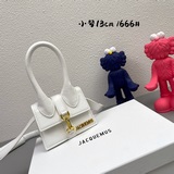 Новая модель Jacquemus с подарочной коробкой и замком-красным мешком. Как и преж
