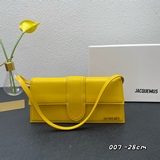 Сумка под мышку Jacquemus Le Cienture Bello bagC.