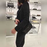 Еще одна новая модель сумки для фотоаппарата из стеганой кожи, с большим объемом