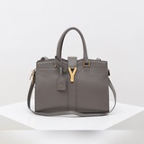 (Отказ от перемещения) YSL Saint Laurent выпустил новый хит, о котором нельзя не
