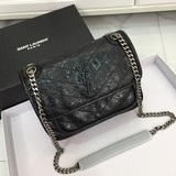 Сен-Лоран.81031#. Сумка Saint Laurent Niki с откидной крышкой, очень вместительн