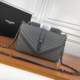 Sain Laurent – модная и стильная модель высотой 24 см, идеально подходящая для у