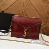Новая коллекция Saint Laurent уже в продаже! Еще один модный аксессуар с элемент