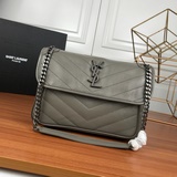 Популярный товар с предварительным заказом. Популярная сумка Saint Laurent с отк
