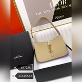 (старческая катаракта) пакет под мышкой [в комплекте с коробкой] saint laurent (