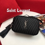 Сумка для фотоаппарата Saint Laurent, все металлические детали выполнены из мато