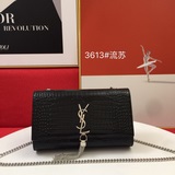 Сумка Saint Laurent с логотипом на передней клапане, ремешком через плечо с заст