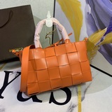 Высокое качество оригинальной кожи Популярная во всем мире модель Bottega Veneta
