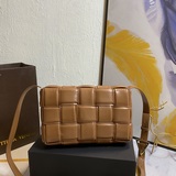 Новый дизайн от известного дизайнера Bottega Veneta, Дабиэля Ли. Модный плетеный