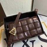 Новый дизайн от известного дизайнера Bottega Veneta, Дабиэля Ли. Модный плетеный