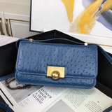 Новый дизайн от известного дизайнера Bottega Veneta, Дабиэля Ли. Последние модел