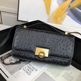 Новый дизайн от известного дизайнера Bottega Veneta, Дабиэля Ли. Последние модел