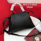Блогер опубликовал фотографию сумки Bottega Veneta Marie, которая привлекла вним