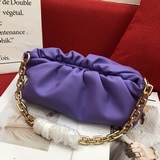 Большой без бретелей Bottega Veneta The Chain Ouch. Недавно действительно.