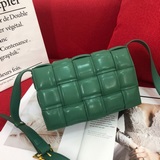 Новая модель от известного дизайнера Дабиэля Ли из популярной линейки Bottega Ve
