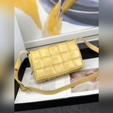 Новый дизайн от известного дизайнера Bottega Veneta, Дабиэля Ли. Модный плетеный
