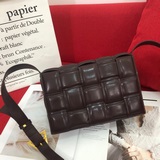 Новый дизайн от известного дизайнера Bottega Veneta, Дабиэля Ли. Модный плетеный