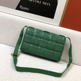 Новый дизайн от известного дизайнера Bottega Veneta, Дабиэля Ли. Модный плетеный