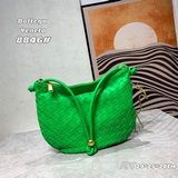 Сумка Turn bag, плетеная, подмышечная, полукруглая, двухфункциональная, с класси