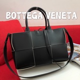 Популярная во всем мире модель Bottega Veneta Marie была представлена в блоге, и