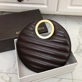 Bottega Veneta круглые сумки, модные новинки, которые пользуются популярностью у