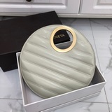 Bottega Veneta круглые сумки, модные новинки, которые пользуются популярностью у