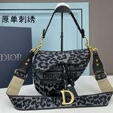 (в комплекте с коробкой) 【Dior saddle】 Большой размер： 25,5 x 20 x 6.