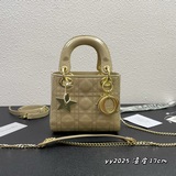 С лентой и пятиконечной звездой, серия Mini lady classic из лакированной кожи, э