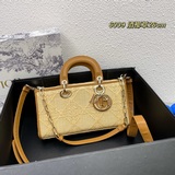 В комплекте с коробкой, новая весенняя коллекция LADY D-JOY. Женская сумка через
