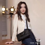 Сумка Lady D-Joy из кожи телячьей кожи с коробкой в комплекте воплощает элегантн