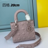 【Lady Dior, средний размер, 20 см】 В комплекте с шелковым шарфом. Размер： 20 x 1