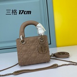 【Lady Dior Mini 17 см】 В комплекте с шелковым шарфом. Размер： 17 x 1.