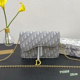 В комплекте оригинальная коробка 【Dior SADDLE OBLIQUE сумочка】 SaddleDi.