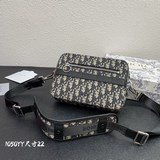 Футляр для фотоаппарата Dioя homme для пожилых людей. Новая серия футляров для ф