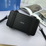 & RIMOWA совместная ограниченная серия маленьких чемоданов уже в продаже! С 